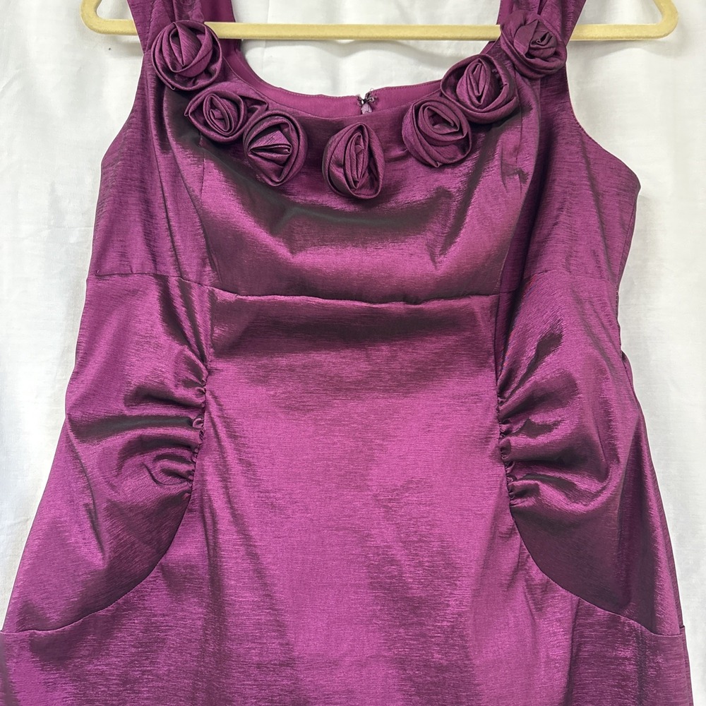 London Times Sleeveless Bodycon Dress Women Sz 14 Magenta Satin Rose Ruffle Neck - Picture 3 of 16